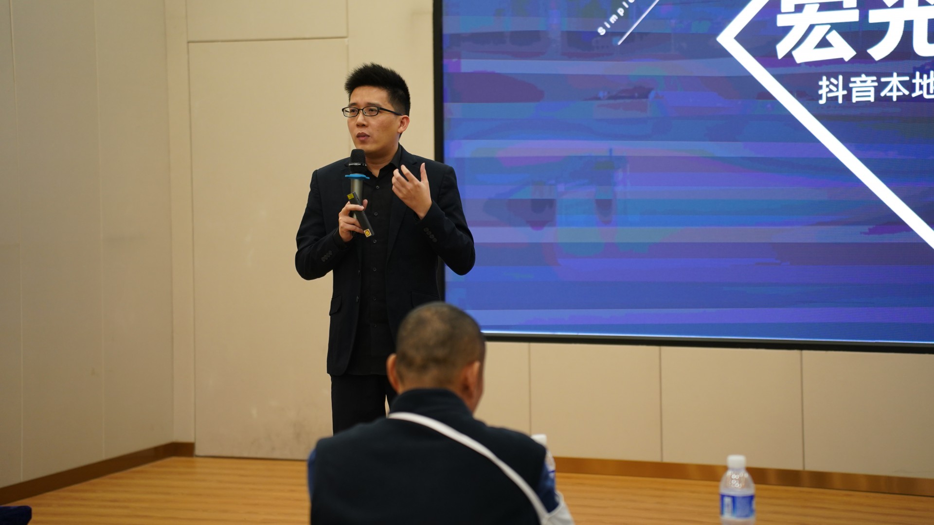 宏光商學(xué)院第十期特訓(xùn)營-店長班圓滿收官！